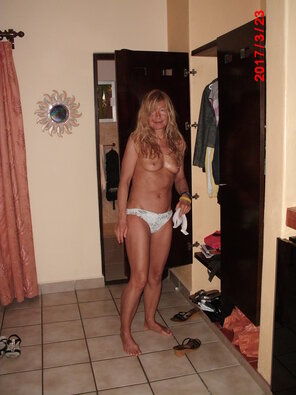 amateur-Foto bra and panties (831)