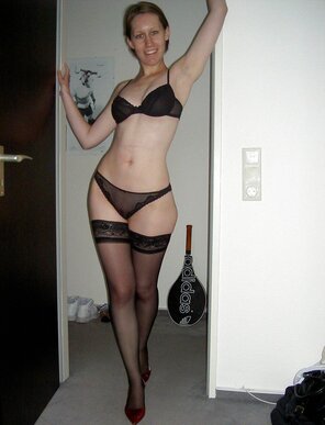 photo amateur panties-thongs-underwear-28575