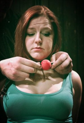 amateurfoto Green Red Nose Beauty Hand 