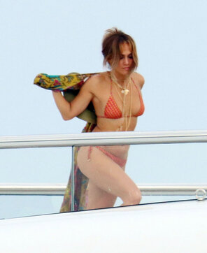 photo amateur Jennifer-Lopez-nude-sexy-topless-bikini-hot-naked25