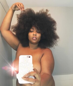 amateur pic Lizzo-Leaked-Nude-iCloud-Pics-TheFappening.pro-3