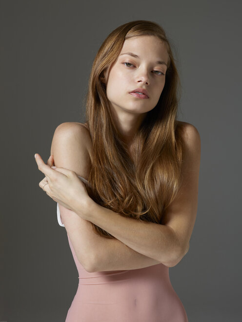 Brunette-Babe-Jennifer-Sullins-19