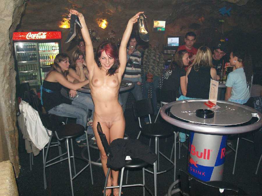 Girlfriend At Bar - Pub slut wife. nude at the bar porn pic. 