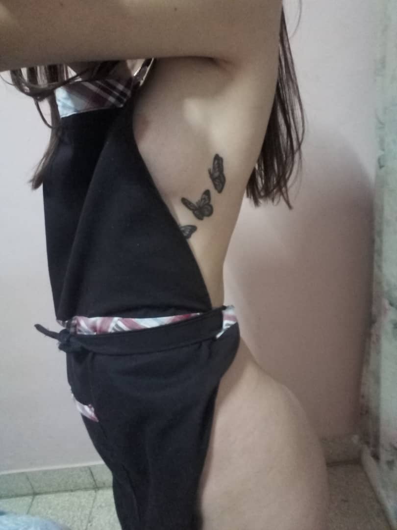 amateur photo 1000499253