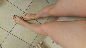 foto amateur [F]rench [28] About to hop into the shower <3