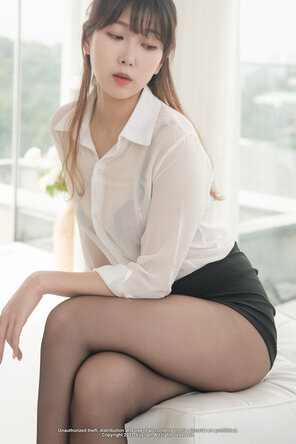 foto amatoriale [Lilynah] Shaany (샤니) Vol.03 - Looked In Office (4)