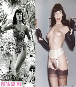 foto amadora dressed-undressed-wm1983