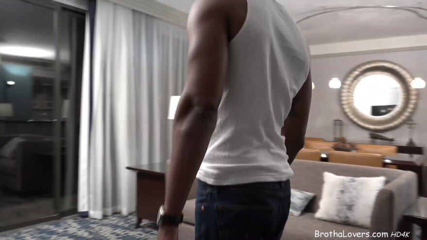 emma-starletto-vs-phil-dangers_1080p.mp4_20241005013045_0121