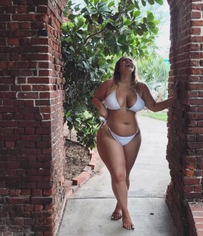 amateur photo Laughing about how insanely curvy she is
