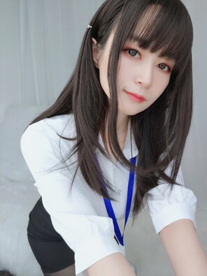 Baiyin811 (白银81) - 制服 (64)