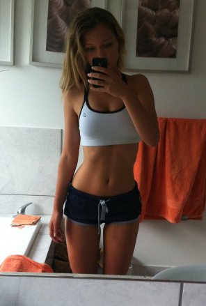amateur-Foto Lovely, lovely Fitgirl with an amazing body...