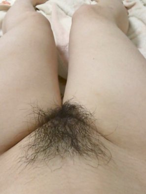 amateur-Foto Should I shave?