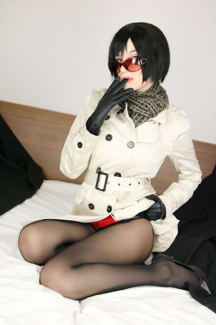 Meryl_Sama_Ada_Wong_3