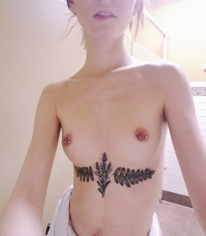 foto amateur Work is going a little slow, anyone up for some [F]un? ;)