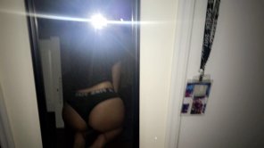 foto amatoriale [18] i think my high quality ass makes up [f]or this low quality picture ;)