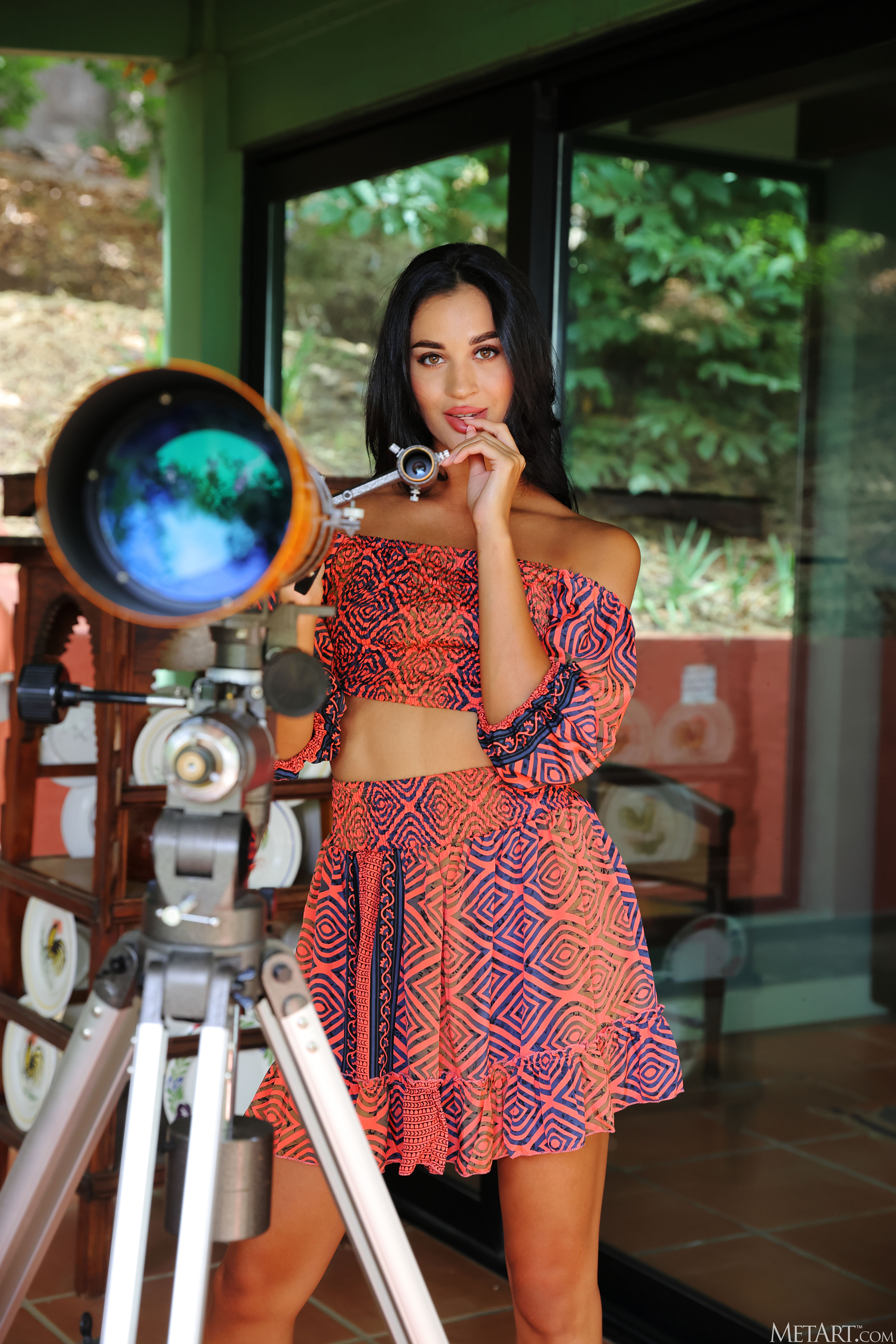 newbie photograph MetArt_Sunday-Gaze_Victoria-Mur_high_0015