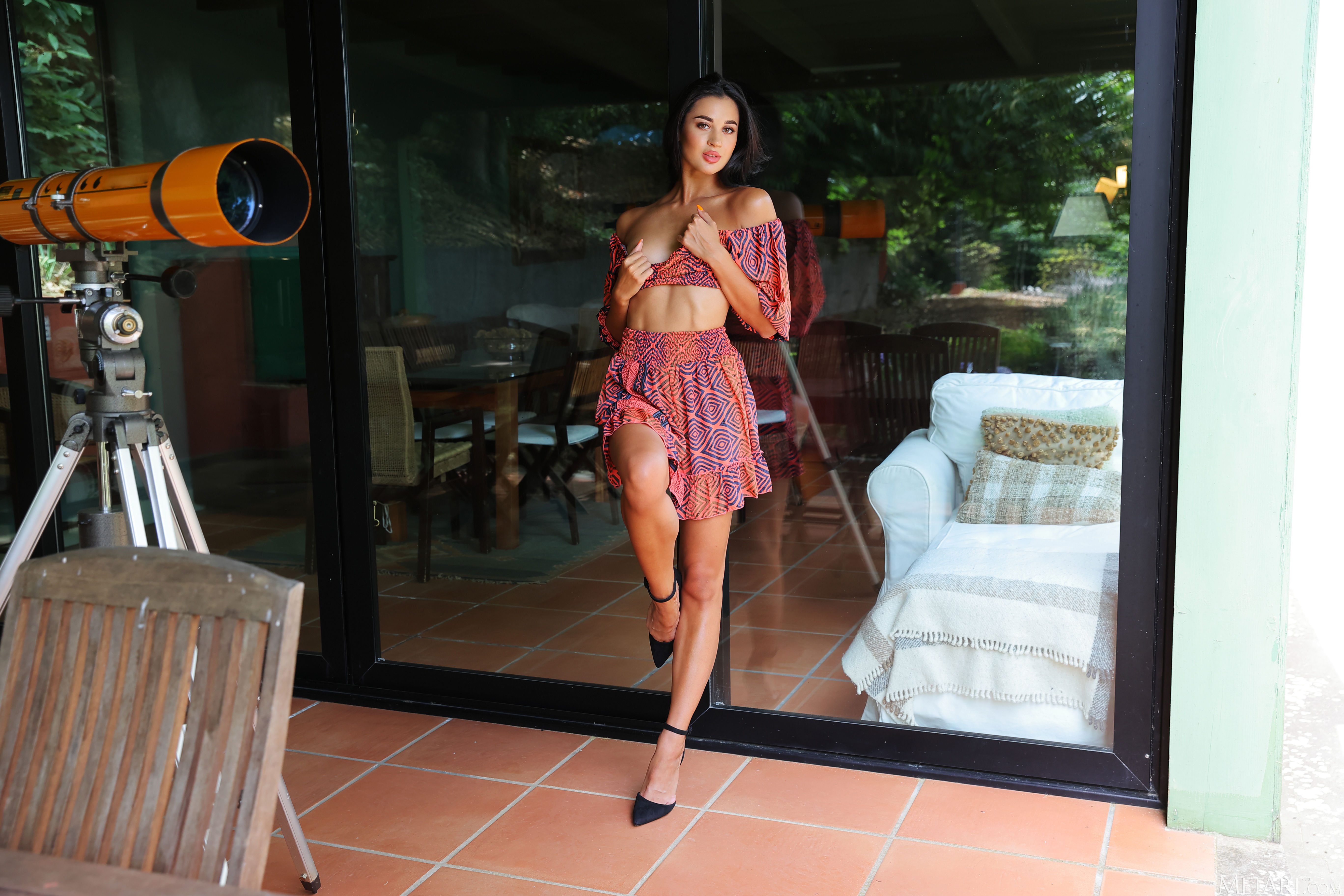 newbie photograph MetArt_Sunday-Gaze_Victoria-Mur_high_0049