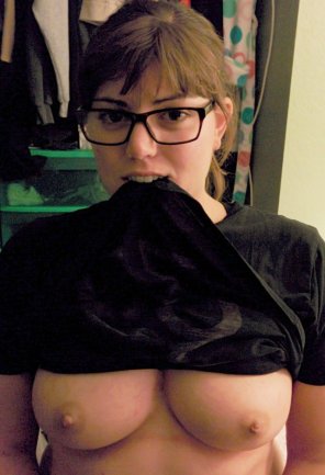 amateur-Foto Flashing her tits