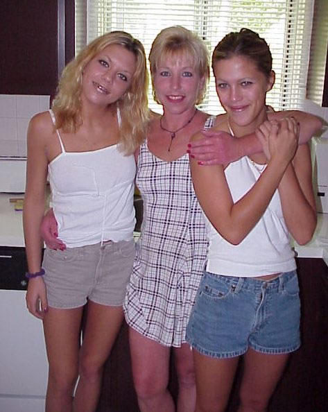 amateur photo 2122762626