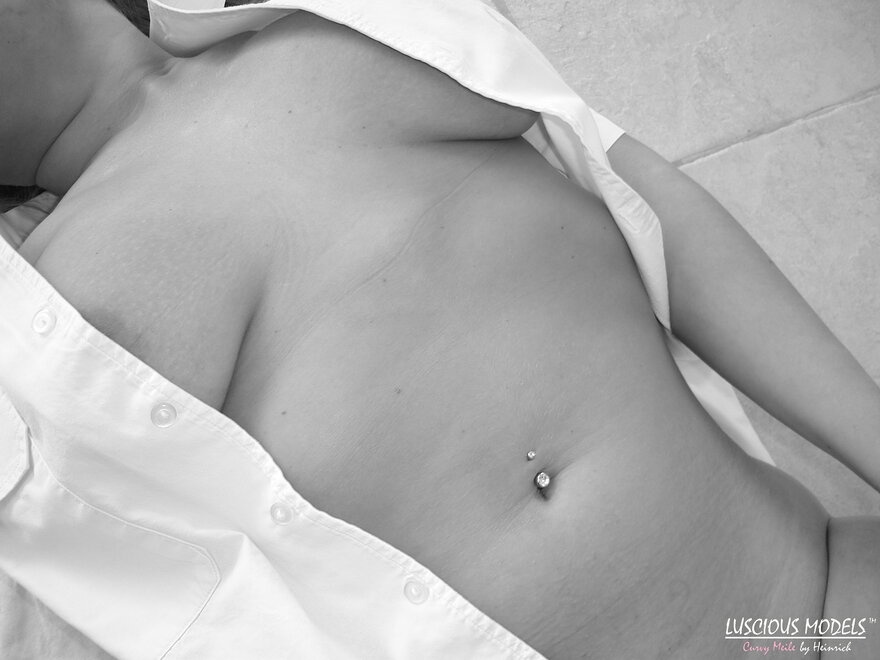 Meile 20070728-00076 nude