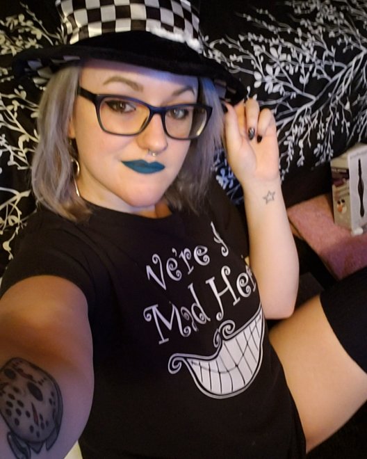 Your favorite sexy Hatter is ready for tea...or other things ðŸŽ©â¤ðŸ–¤