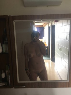 amateur pic another shitty mirror pic! <3