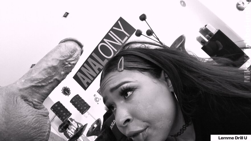 Screenshot (25789) nude