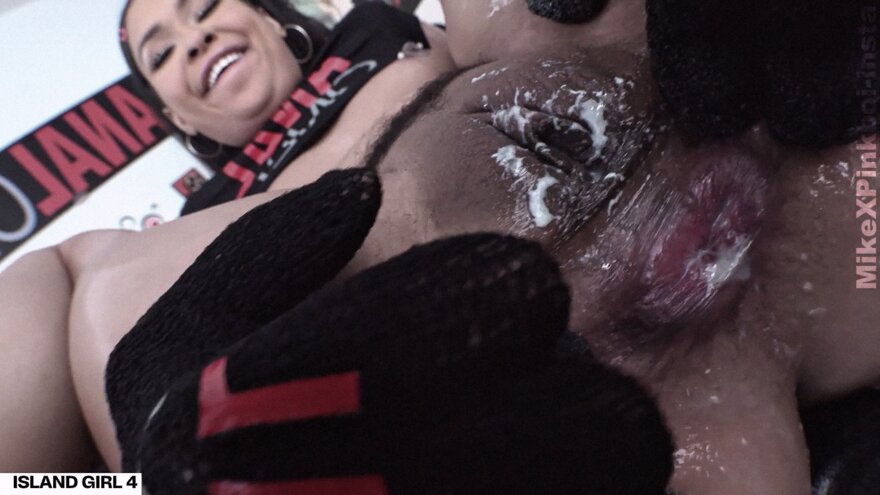 Screenshot (26002) nude