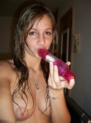 amateur photo prepping her dildo