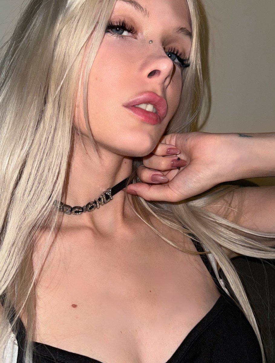 amateur photo Gy-V6LwXQAAqXOx