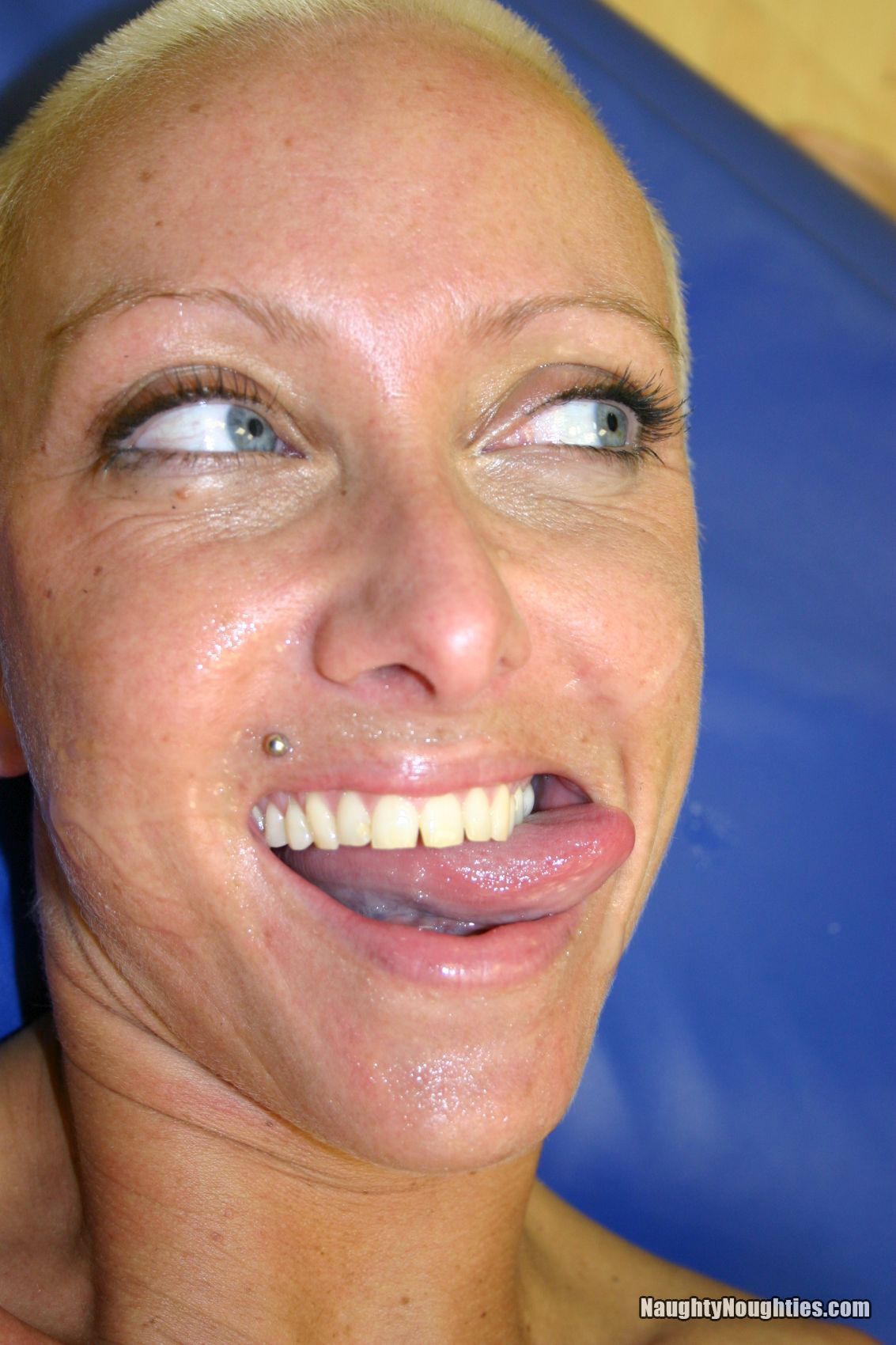 amateur photo dp-nicola-NaughtyNoughtiesDOTcom026