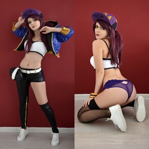 zdjęcie amatorskie While we all are waiting for new K/DA song, let's have a little throwback to my K/DA Akali by Evenink_cosplay