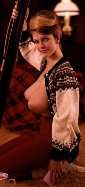amateur photo Melinda Windsor - classic beauty
