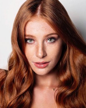 amateur pic Madeline Ford