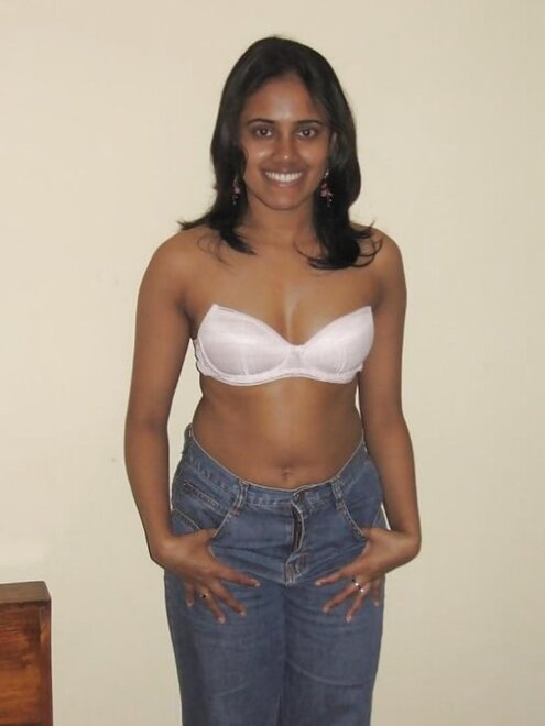 Amateur_Asian_Voyeur_indian_girlfriend_nude_4548732-26 [1600x1200] nude