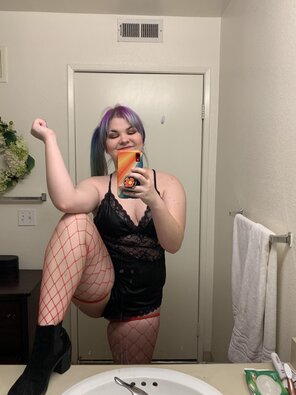 amateur photo [OC] lovely fishnets! they keep rolling down and squeezing my thighs but i don't mind!