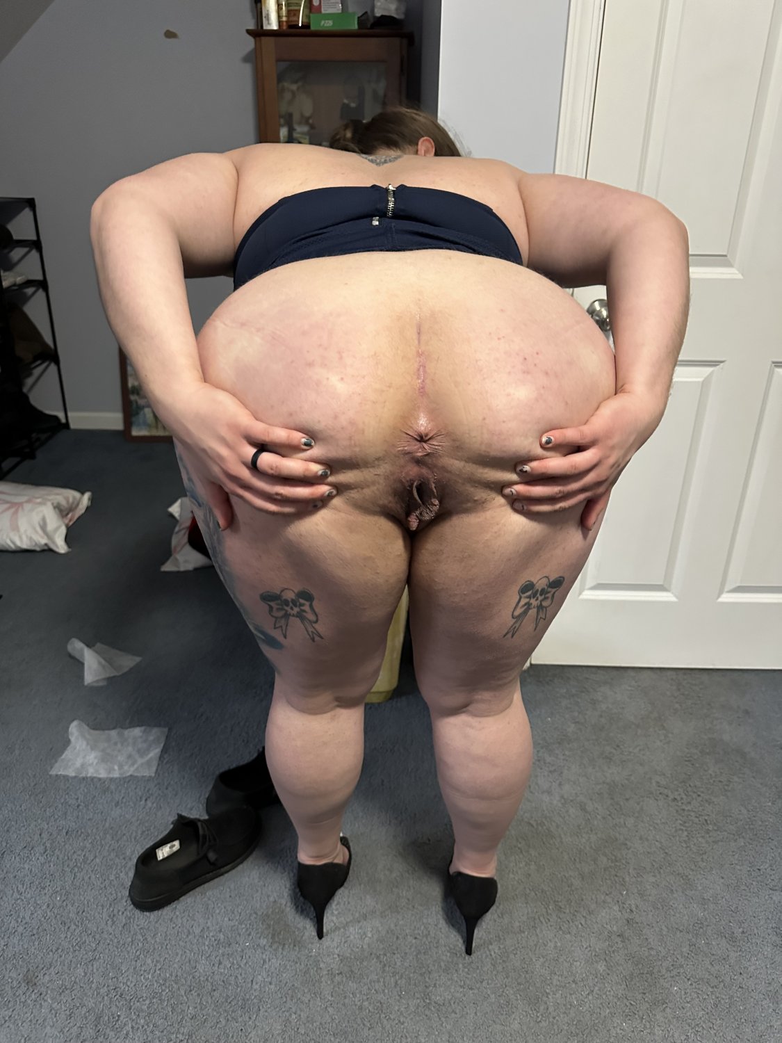 amateur photo 1AVO0gHL