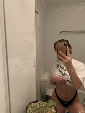 amateur photo @OnlyFansVerseDrops Telegram_8Wf0Vn1