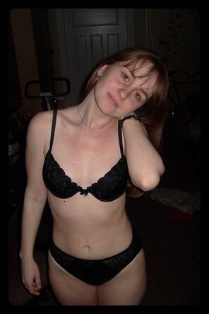 foto amateur panties-thongs-underwear-35559