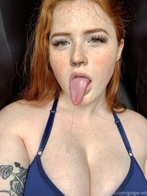 amateur-Foto ginger-ed-11-09-2020-116484153-fun fact i can lick my own nipples