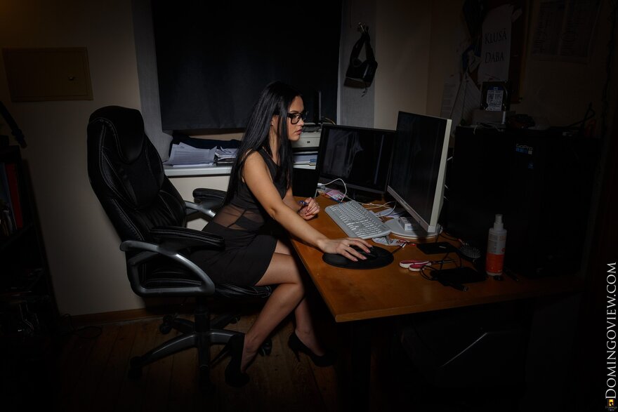 Gabby Bella_office_hard_work_0004 nude