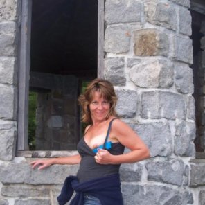 amateur pic Shoulder Vacation Stone wall 