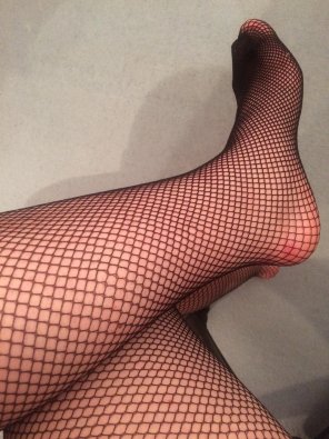 [F] Anyone for fishnet feet?