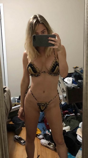 Bikini Selfie nude