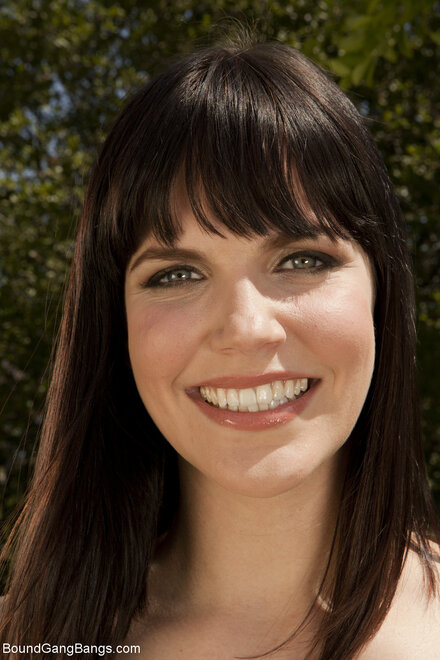 15393_BobbiStar_000u