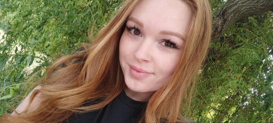 Pale ginger face, cute face