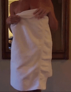 839446-dropping-her-towel.gif