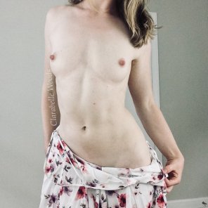 amateur-Foto i thought my abs looked good here [oc]