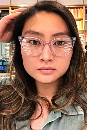 photo amateur Asians with Glasses.