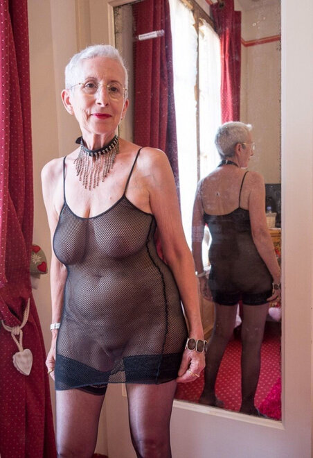 granny (69)